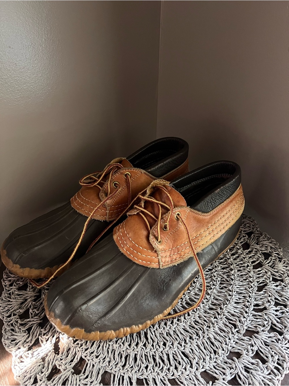 Vintage L.L. Bean Brown and Black Men's Duck Boots 8M Maine Hunting Shoe Gum